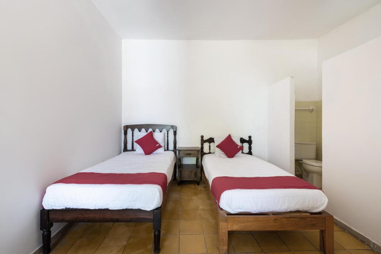 מנסניו Oyo Hotel Las Palmas Cuyutlan מראה חיצוני תמונה