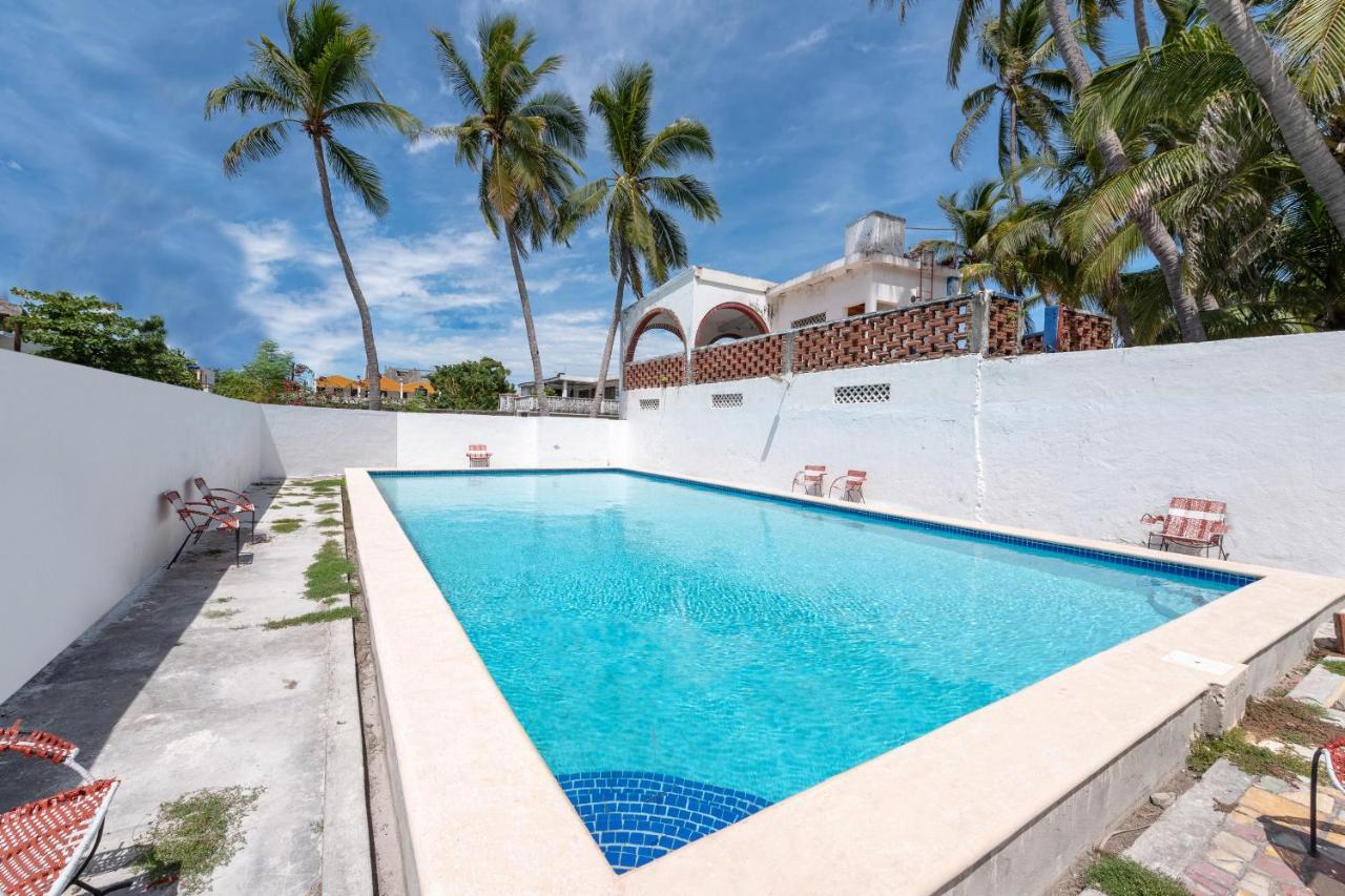 מנסניו Oyo Hotel Las Palmas Cuyutlan מראה חיצוני תמונה