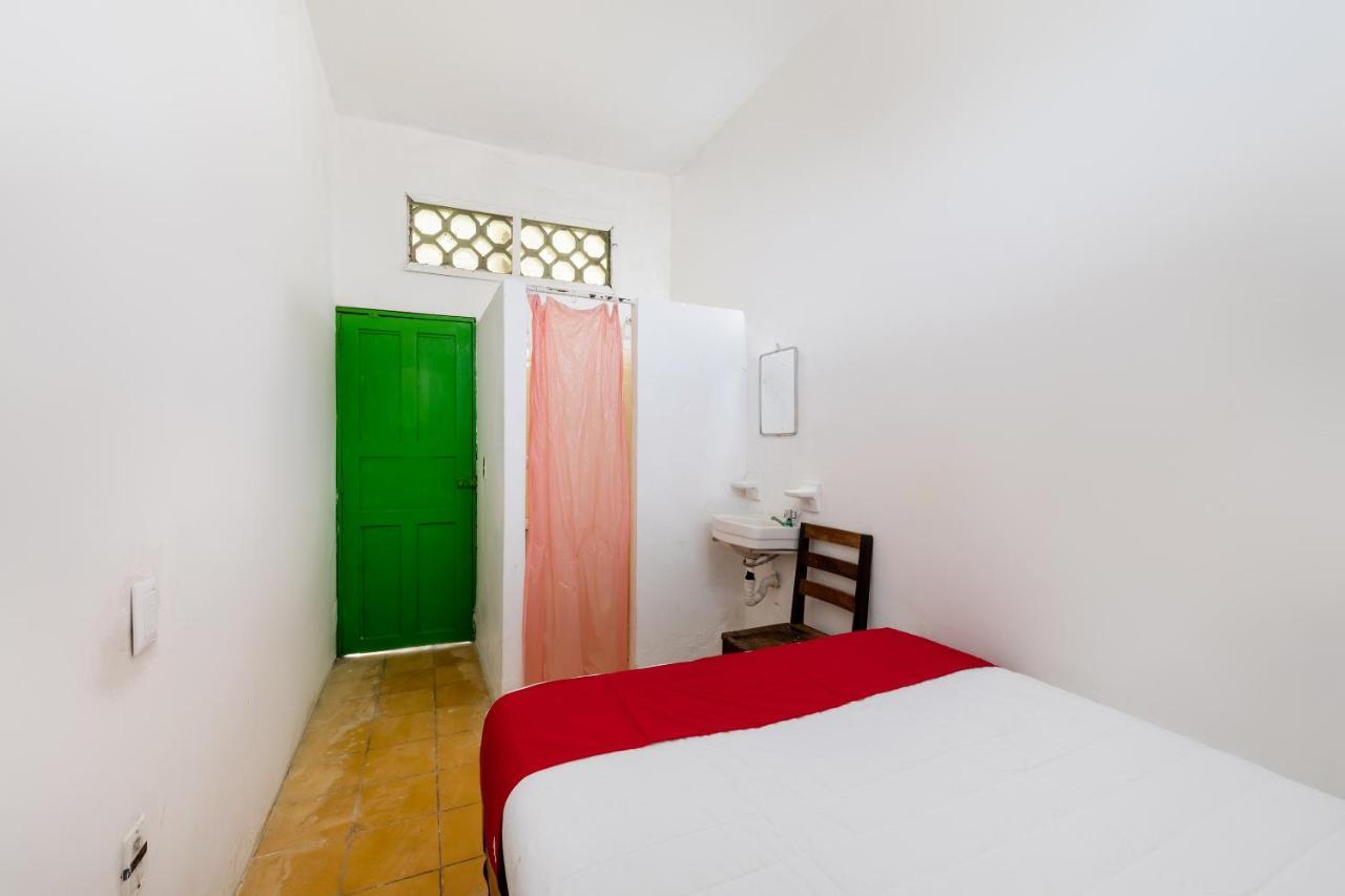 מנסניו Oyo Hotel Las Palmas Cuyutlan מראה חיצוני תמונה