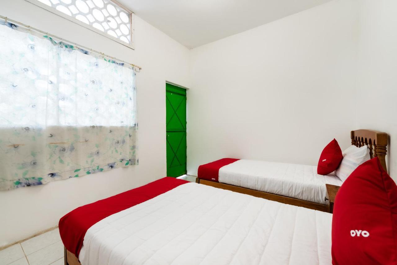מנסניו Oyo Hotel Las Palmas Cuyutlan מראה חיצוני תמונה