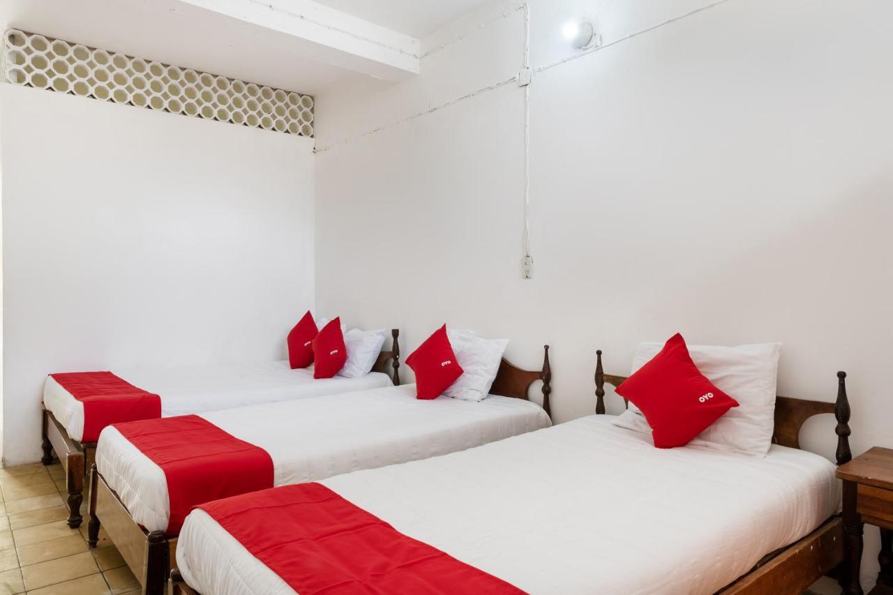 מנסניו Oyo Hotel Las Palmas Cuyutlan מראה חיצוני תמונה