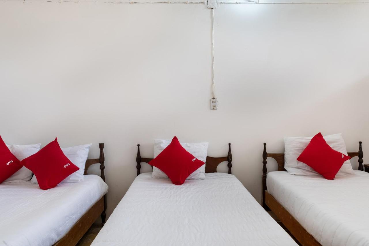 מנסניו Oyo Hotel Las Palmas Cuyutlan מראה חיצוני תמונה